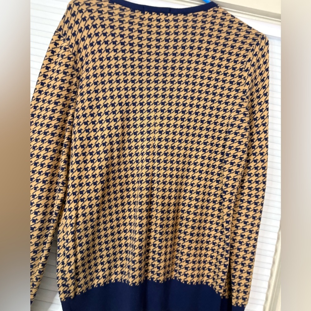 Supima Cotton Houndstooth Cardigan Sweater - Picture 6 of 15